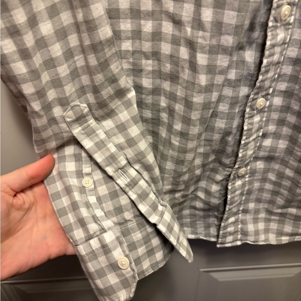 Faherty Women’s Gray Checkered Button Up - image 5